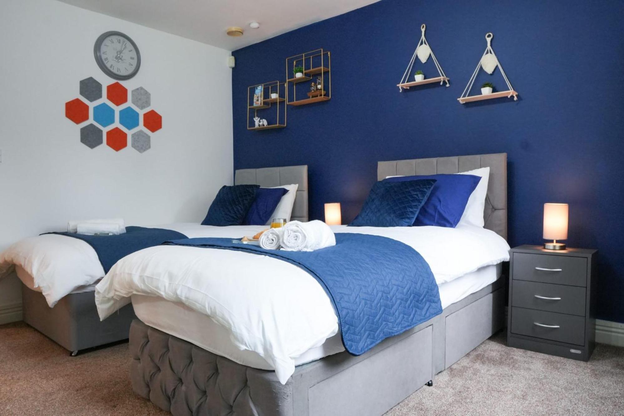 ברמינגהאם Whole 2-Bed Apartment - Contractors, Professionals, Ulez Free, Free Parking, B'Ham City 10Mins מראה חיצוני תמונה